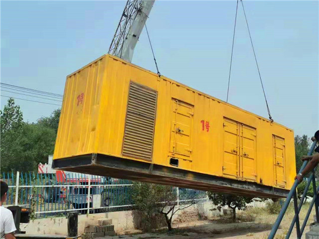 嘉定300KW柴油发电机组油耗是多少？